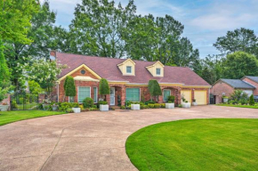 Spacious Memphis Home Less Than 3 Mi to Graceland!